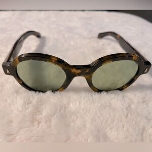 Moncler sunglasses Brand new original 
no box